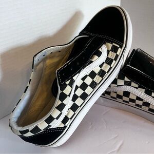 Vans Old Skool Primary Classic Checkered Sneakers in Black and Cream M9.5 W11